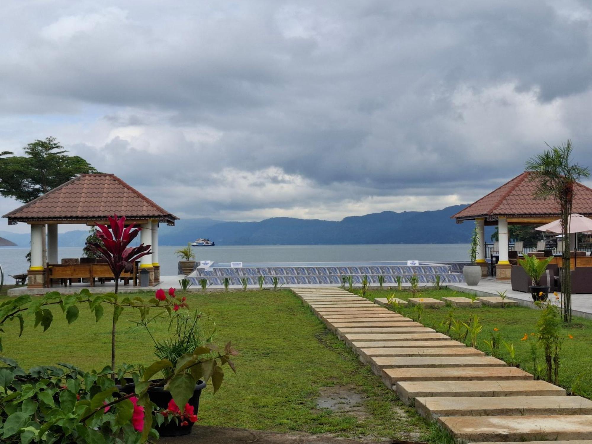 Juma Cottages Tuk Tuk Ngoại thất bức ảnh