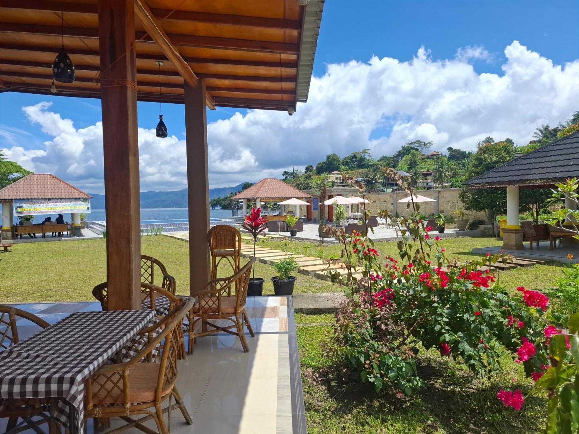 Juma Cottages Tuk Tuk Ngoại thất bức ảnh